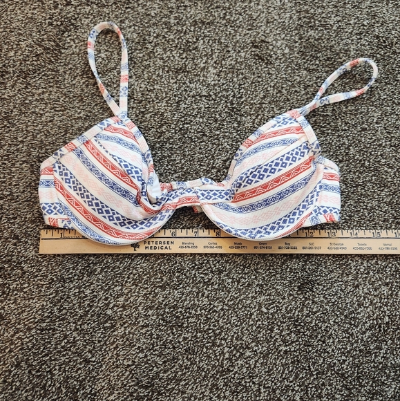 NWT Dippin' Daisy's West Coast Bikini Top Size Medium - Picture 4 of 4